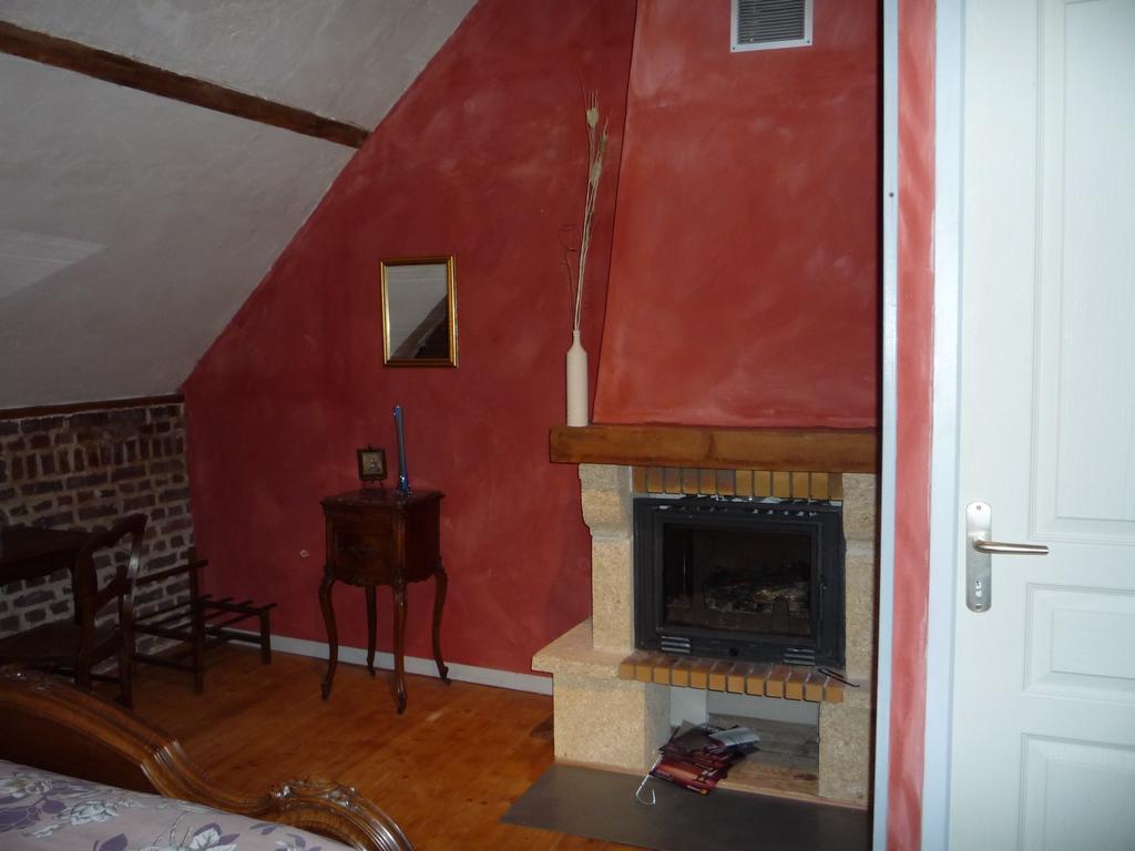 Au Mesnil Le Bas Bray Bed & Breakfast Bures-en-Bray ภายนอก รูปภาพ