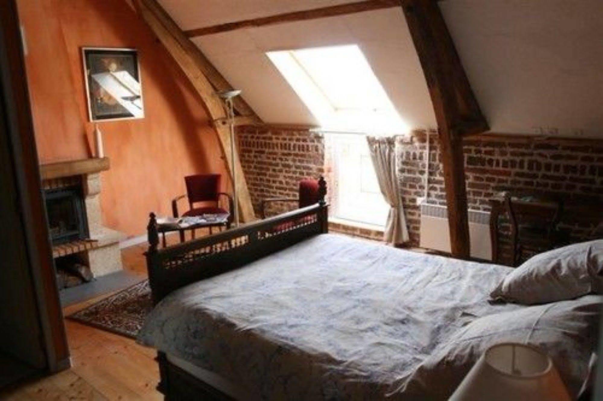 Au Mesnil Le Bas Bray Bed & Breakfast Bures-en-Bray ภายนอก รูปภาพ
