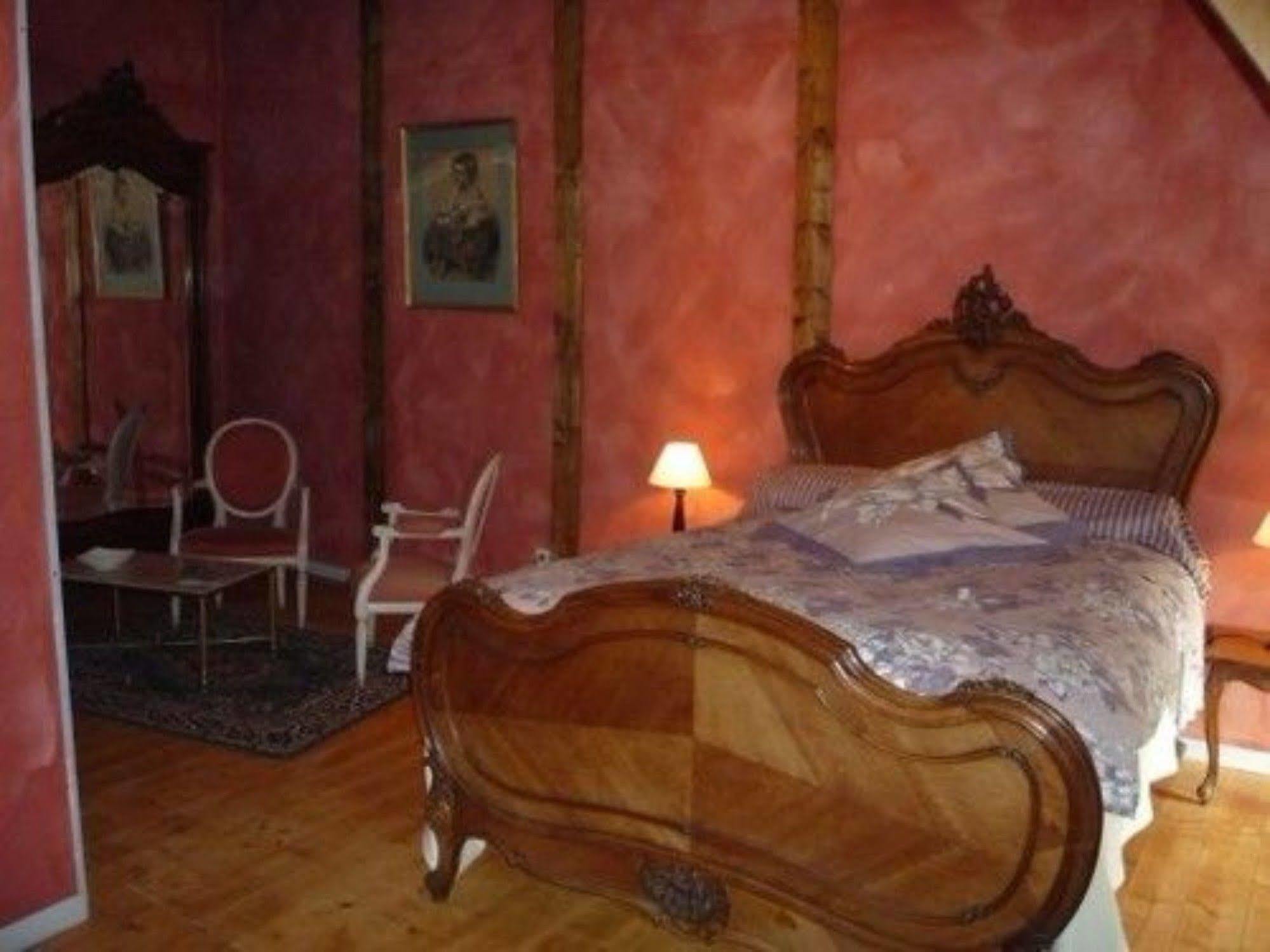 Au Mesnil Le Bas Bray Bed & Breakfast Bures-en-Bray ภายนอก รูปภาพ